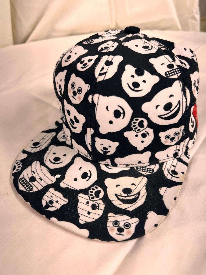 Various brands of hats - Image 19