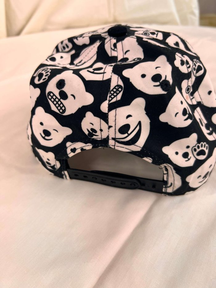 Various brands of hats - Image 22
