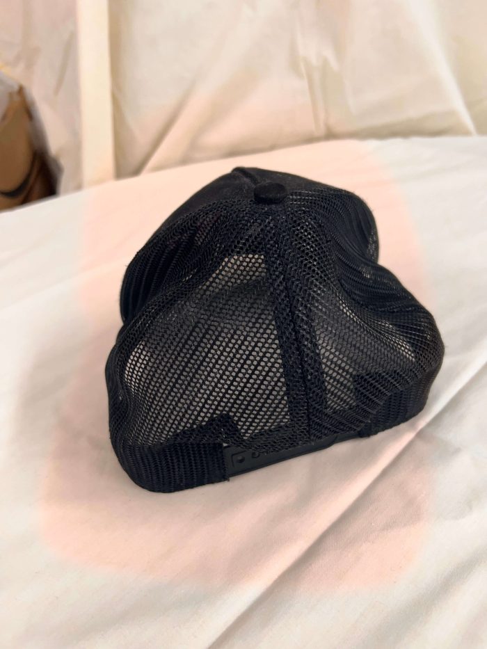 Various brands of hats - Image 2