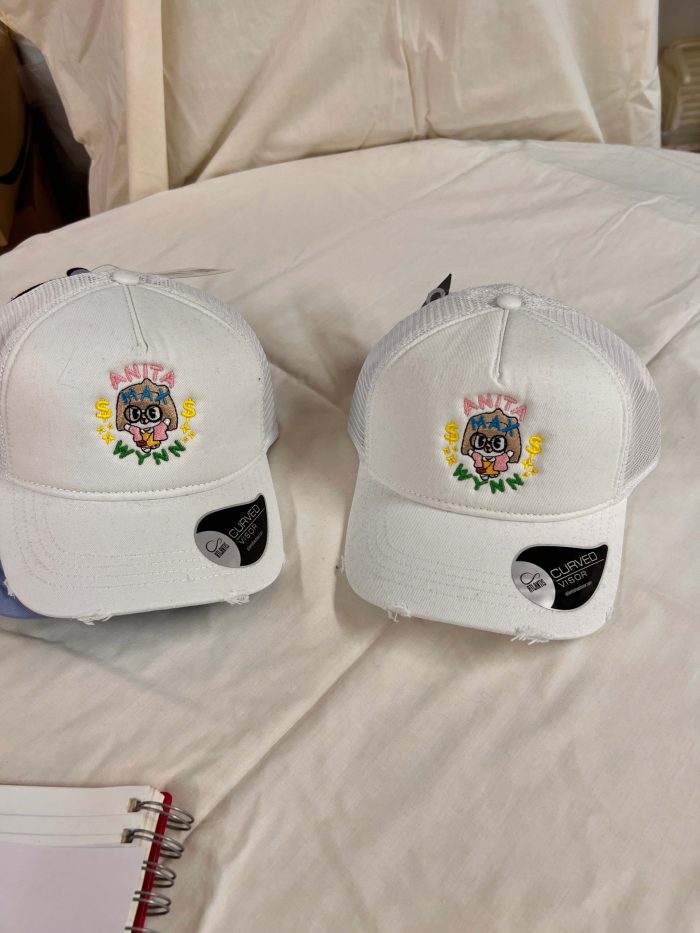Various brands of hats - Image 6
